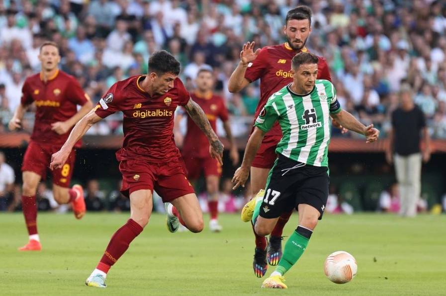 罗马主场战胜弗罗西诺内，稳固联赛前四位置的简单介绍