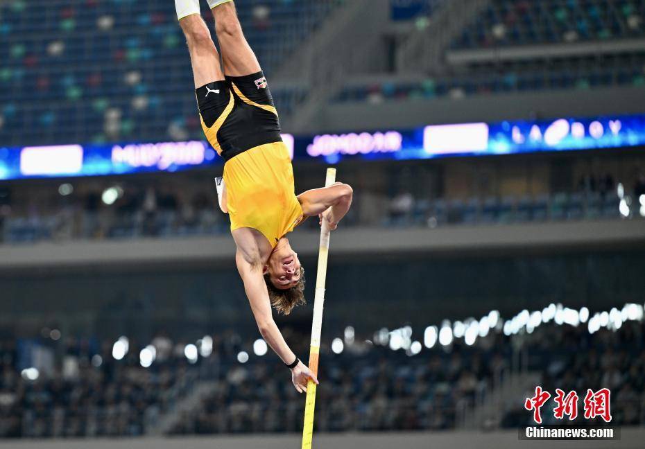 关于俄罗斯跳高选手刷新个人最佳成绩的信息 关于俄罗斯跳高选手刷新个人最佳成绩的信息