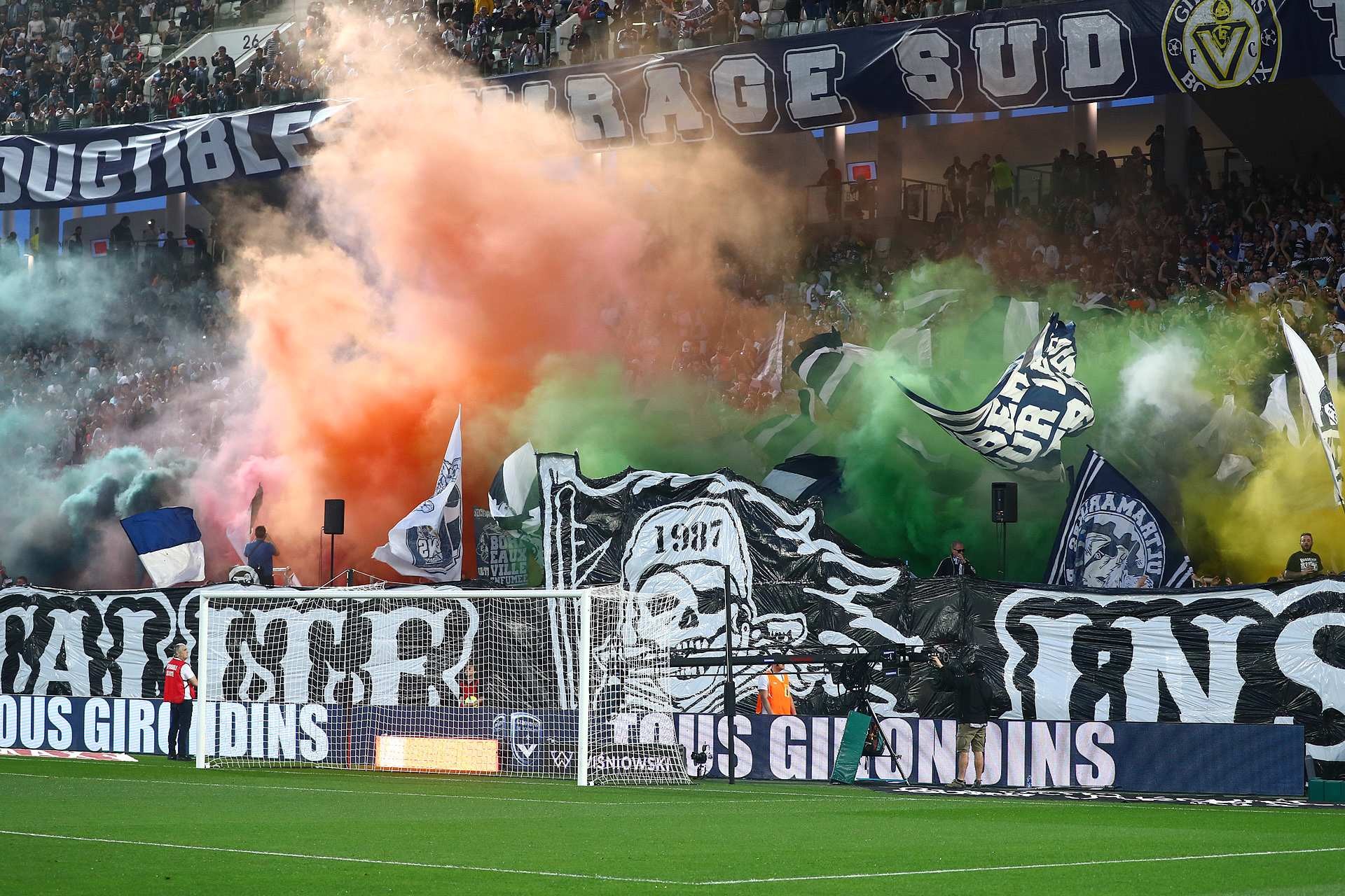 爱游戏亚洲官网-波尔多主场大胜，展现出色实力(波尔多主场大胜,展现出色实力的电影)