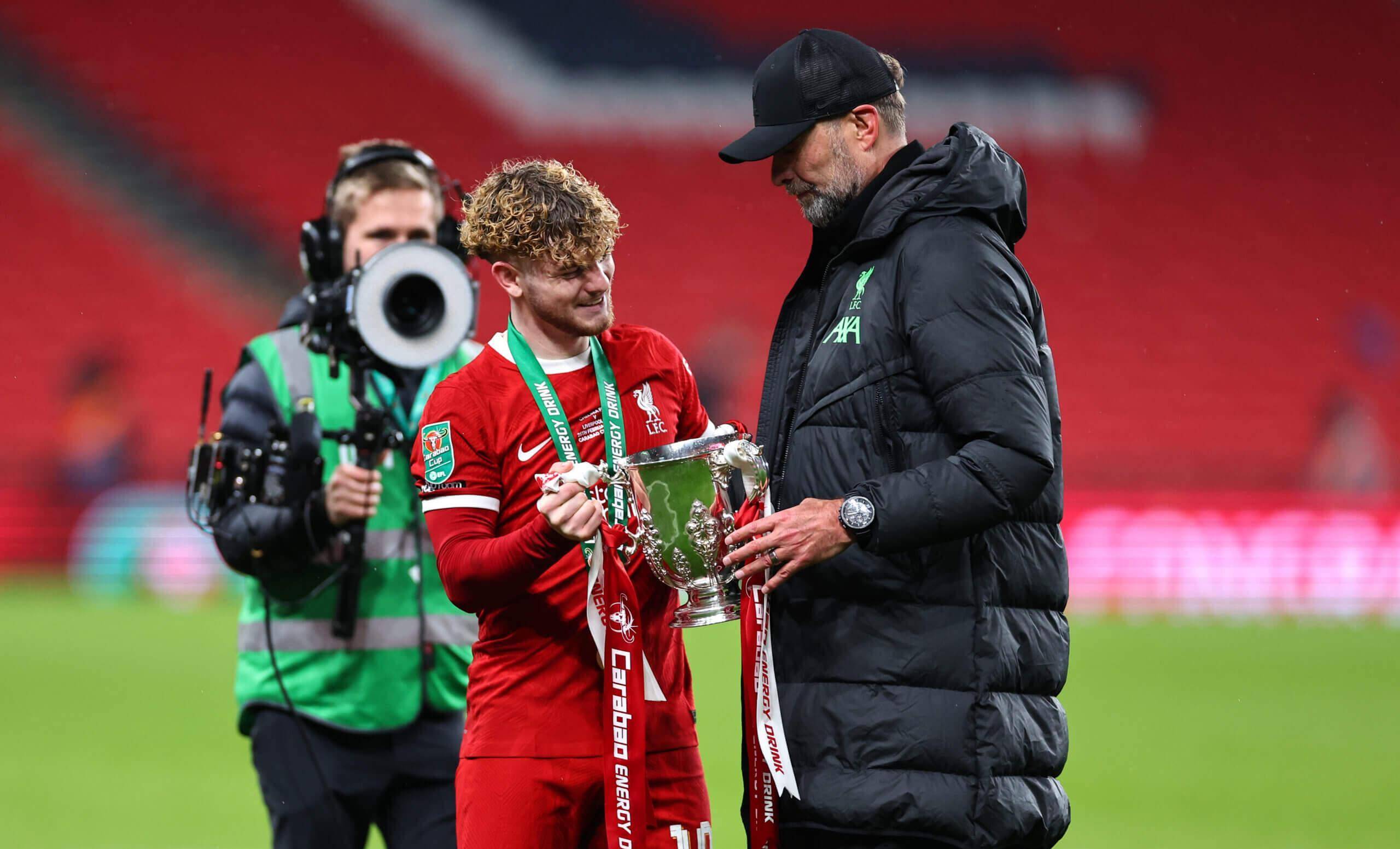 关于利物浦球迷现场助威，激发球队夺冠斗志的信息