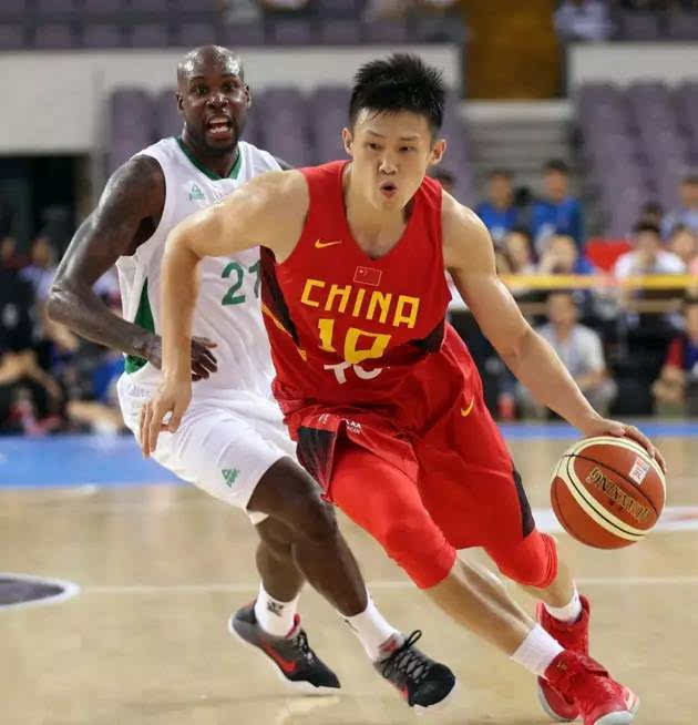 爱游戏体育下载-甘肃男篮士气高昂，期待夺魁