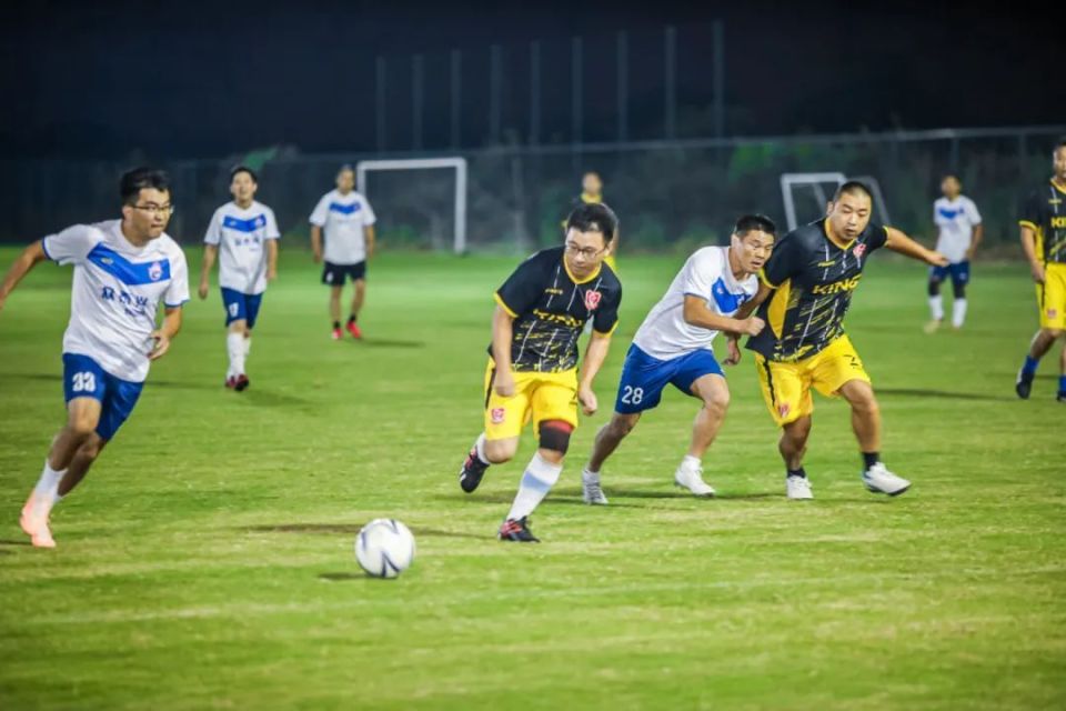 包含精彩绝伦!欧洲赛区赛事鏖战白热化的词条 包含精彩绝伦!欧洲赛区赛事鏖战白热化的词条