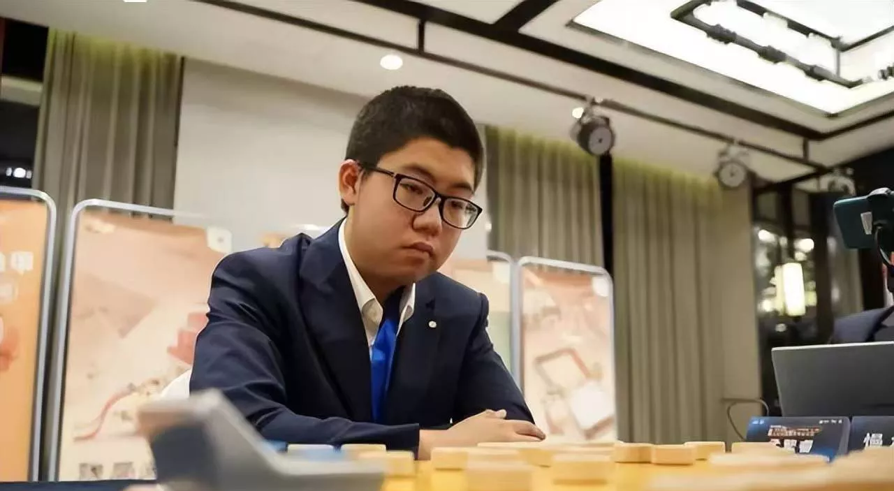 爱游戏体育地址-一场紧张的比赛，结果令人惊讶