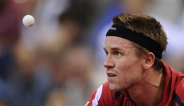 爱游戏中国官网-丹麦队运动员勇攀顶峰，技压群雄