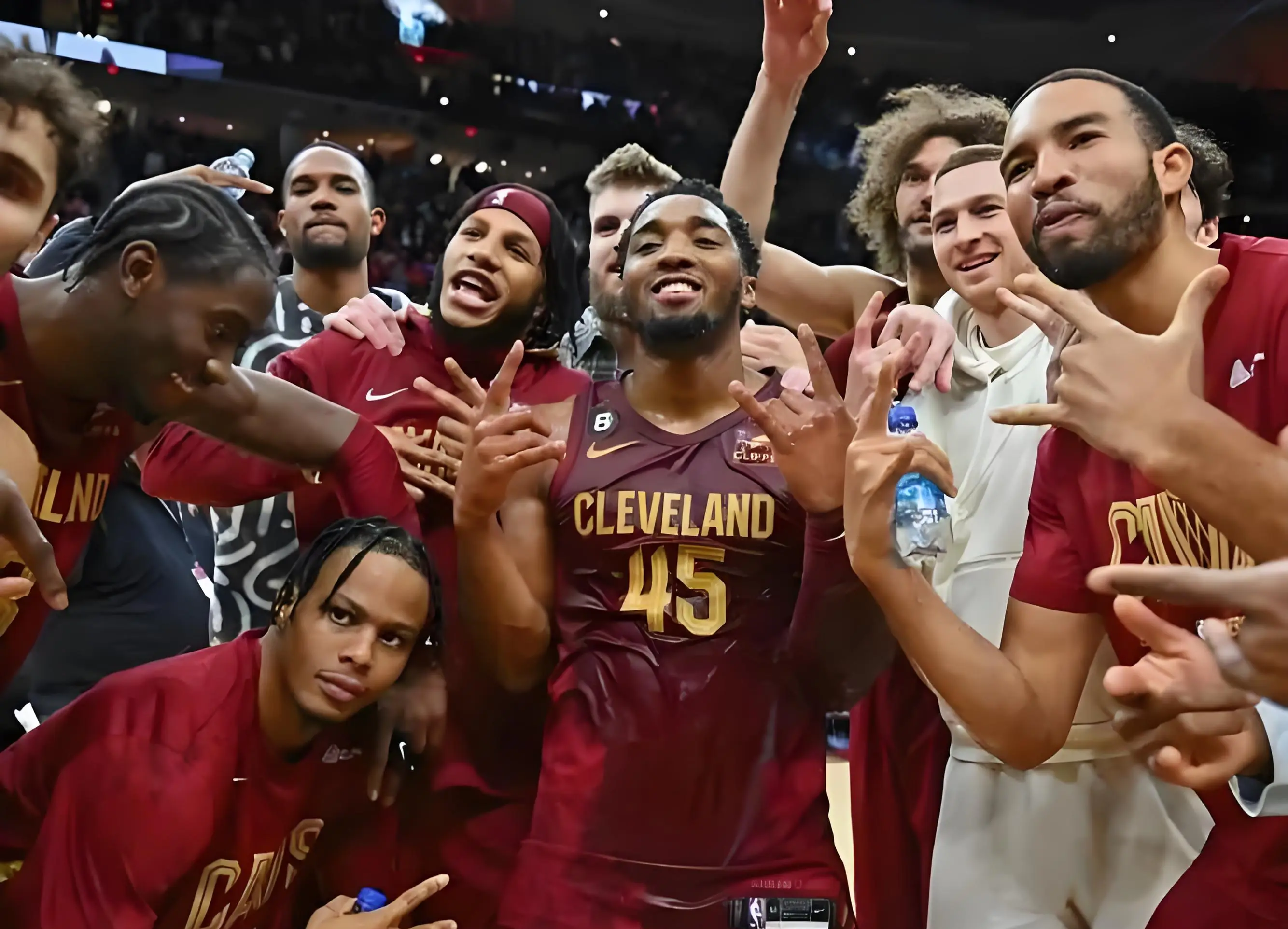 骑士队惊险逆转勇士,成为黑马 骑士队惊险逆转勇士,成为黑马