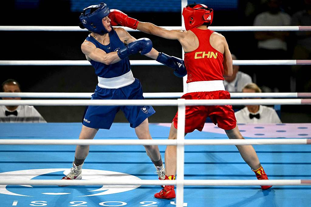 爱游戏体育链接-德国拳击选手赢得关键比赛，锁定金牌