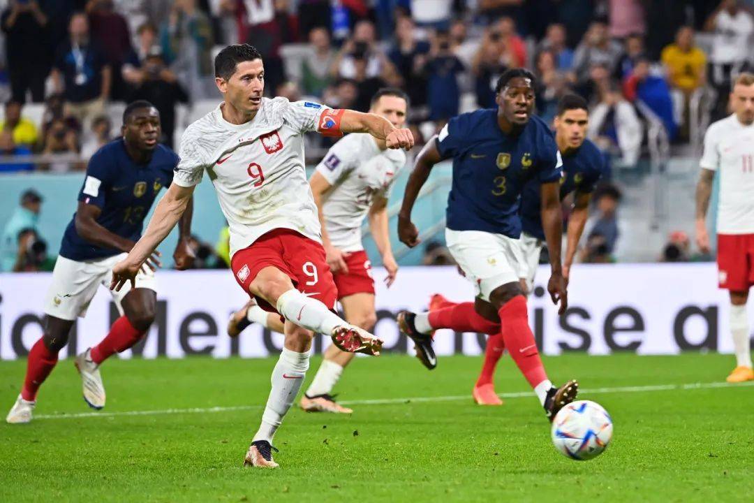 爱游戏官网-波兰对阵奥克兰，谁能占据主动