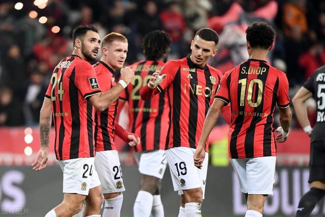 马赛在客场惨败,法国联赛前景蒙上阴影的简单介绍 马赛在客场惨败,法国联赛前景蒙上阴影的简单介绍