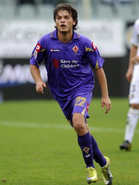 爱游戏体育官网-佛罗伦萨新援老将表现出色，展现经验的简单介绍