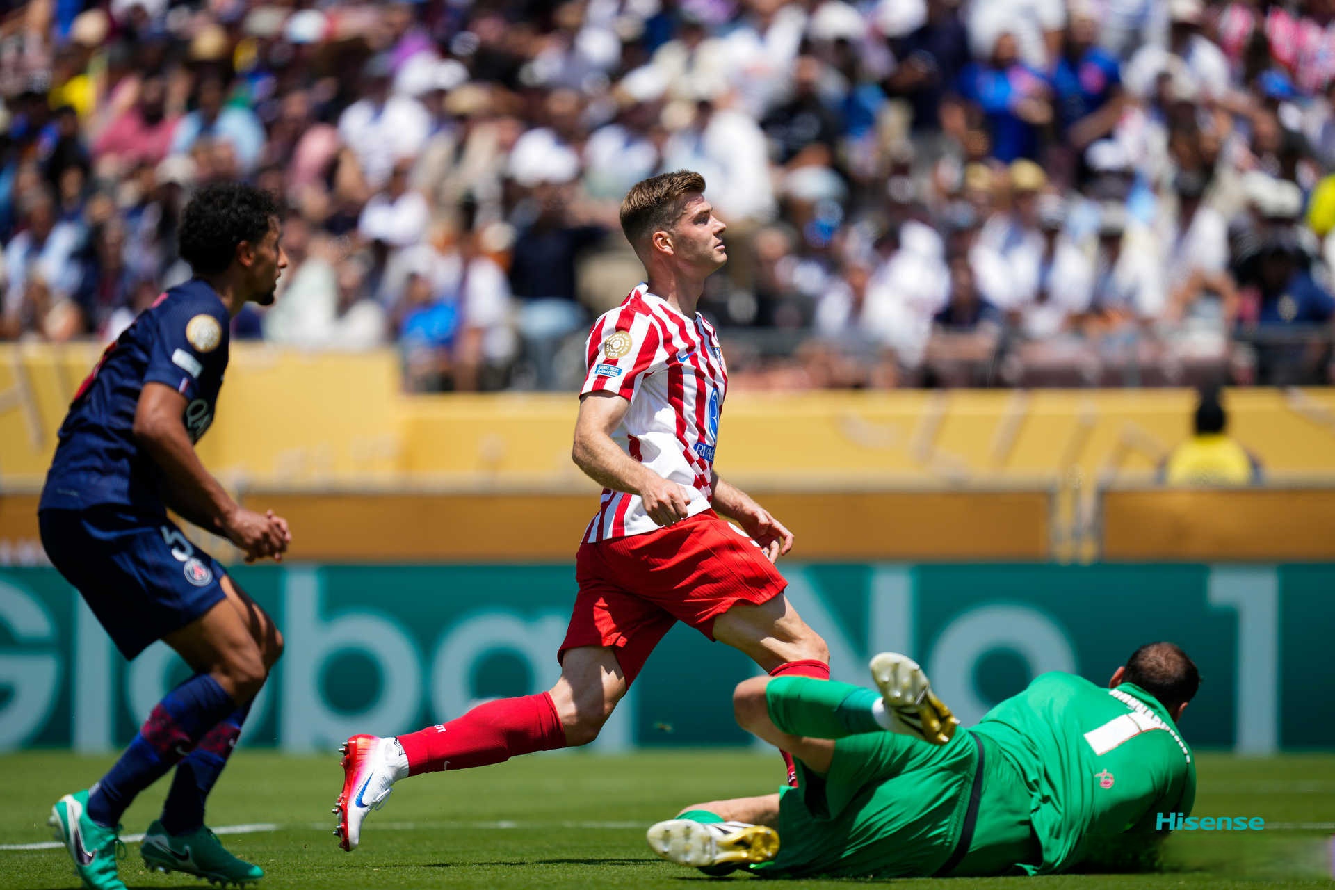 法国队客场逆转斯洛文尼亚队晋级