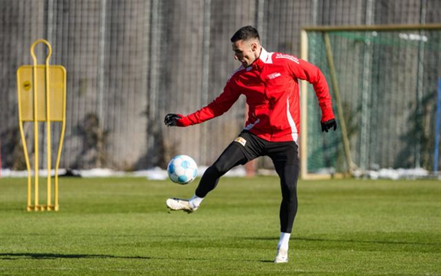 关于沃尔夫斯堡主场-力克圣保利欲保领先优势的信息 关于沃尔夫斯堡主场-力克圣保利欲保领先优势的信息