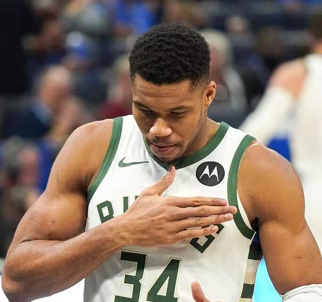 雄鹿客场击败奇才，字母哥独得分成全场焦点的简单介绍