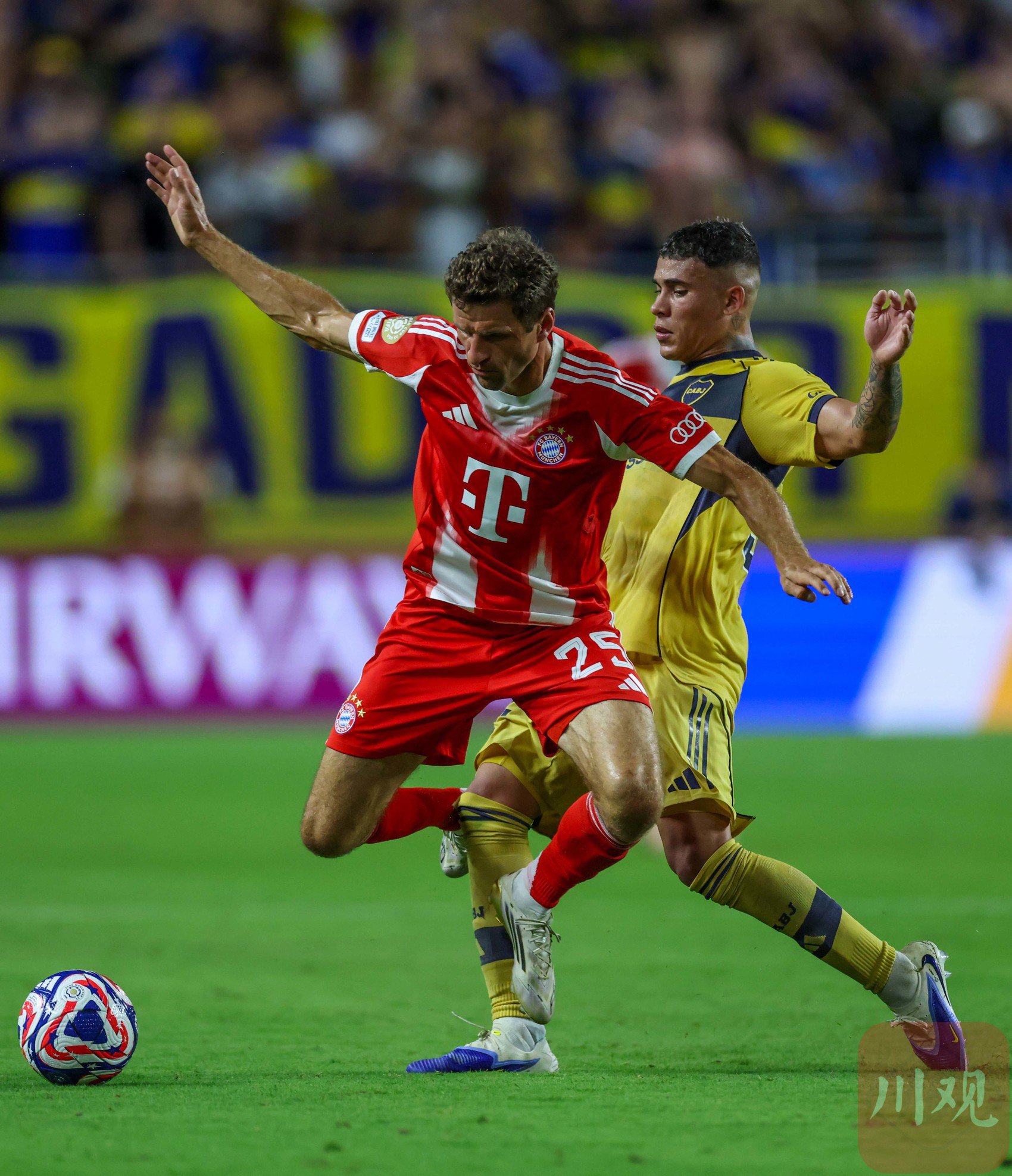 拜仁球员独中四元，荷兰绝杀晋级