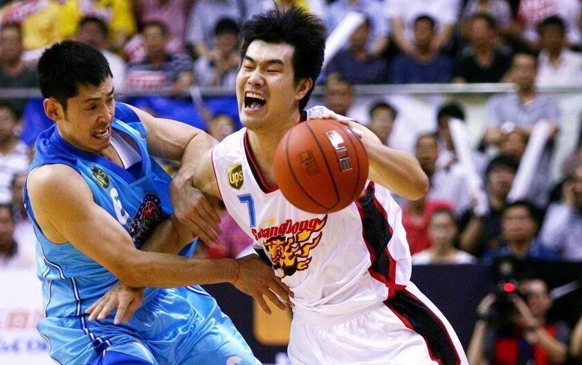 亚洲豪门篮球俱乐部交锋,实力悬殊的简单介绍 亚洲豪门篮球俱乐部交锋,实力悬殊的简单介绍