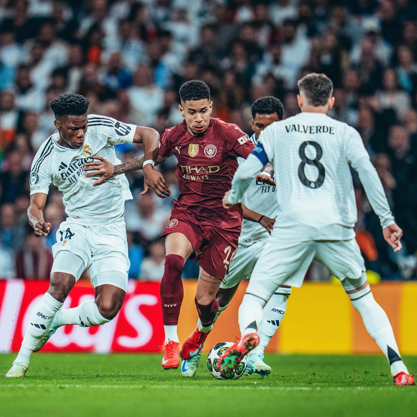 关于梅西带领巴萨战胜曼城,晋级欧冠半决赛的信息 关于梅西带领巴萨战胜曼城,晋级欧冠半决赛的信息