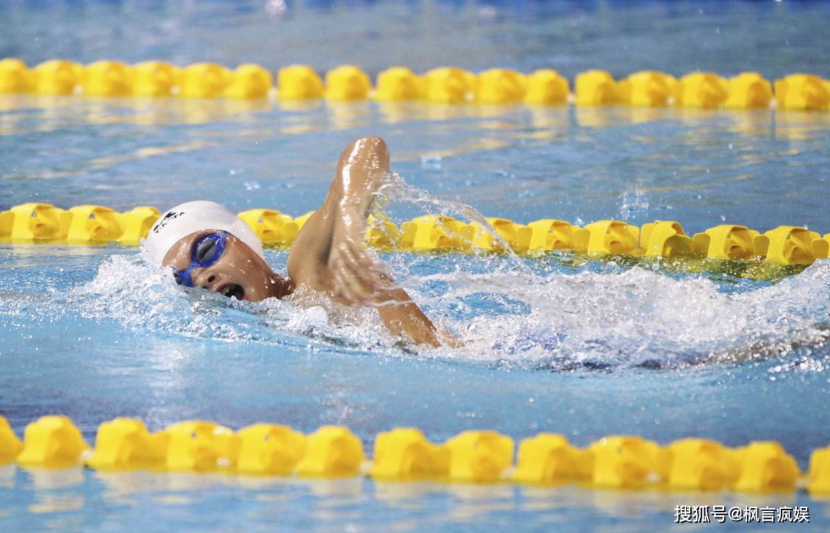 澳大利亚选手刷新游泳纪录