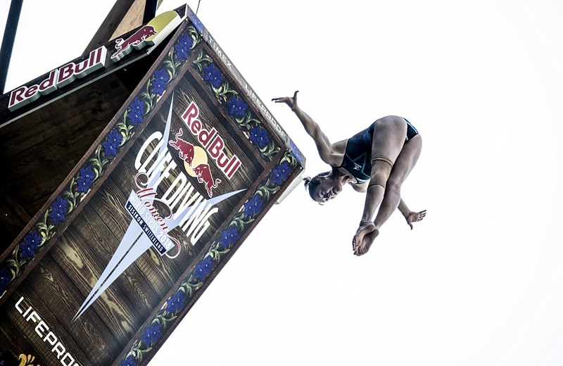 瑞士选手表现出色夺得跳水比赛银牌 瑞士选手表现出色夺得跳水比赛银牌