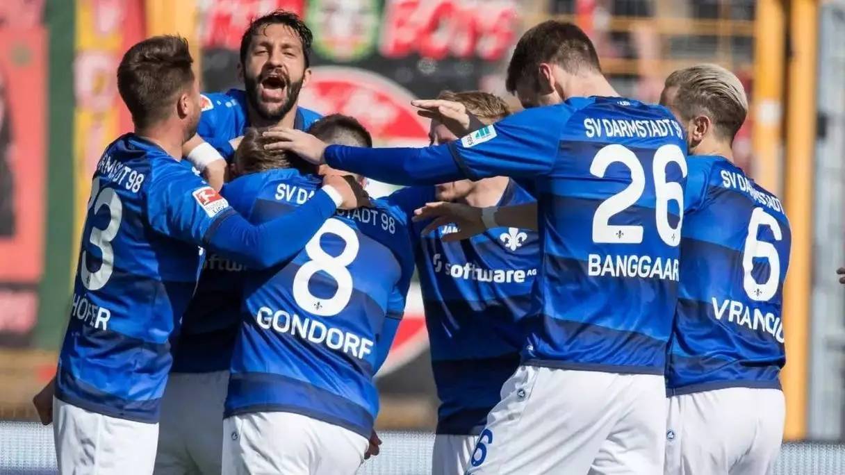 关于弗赖堡客场对阵云达不来梅，力争客场分的信息