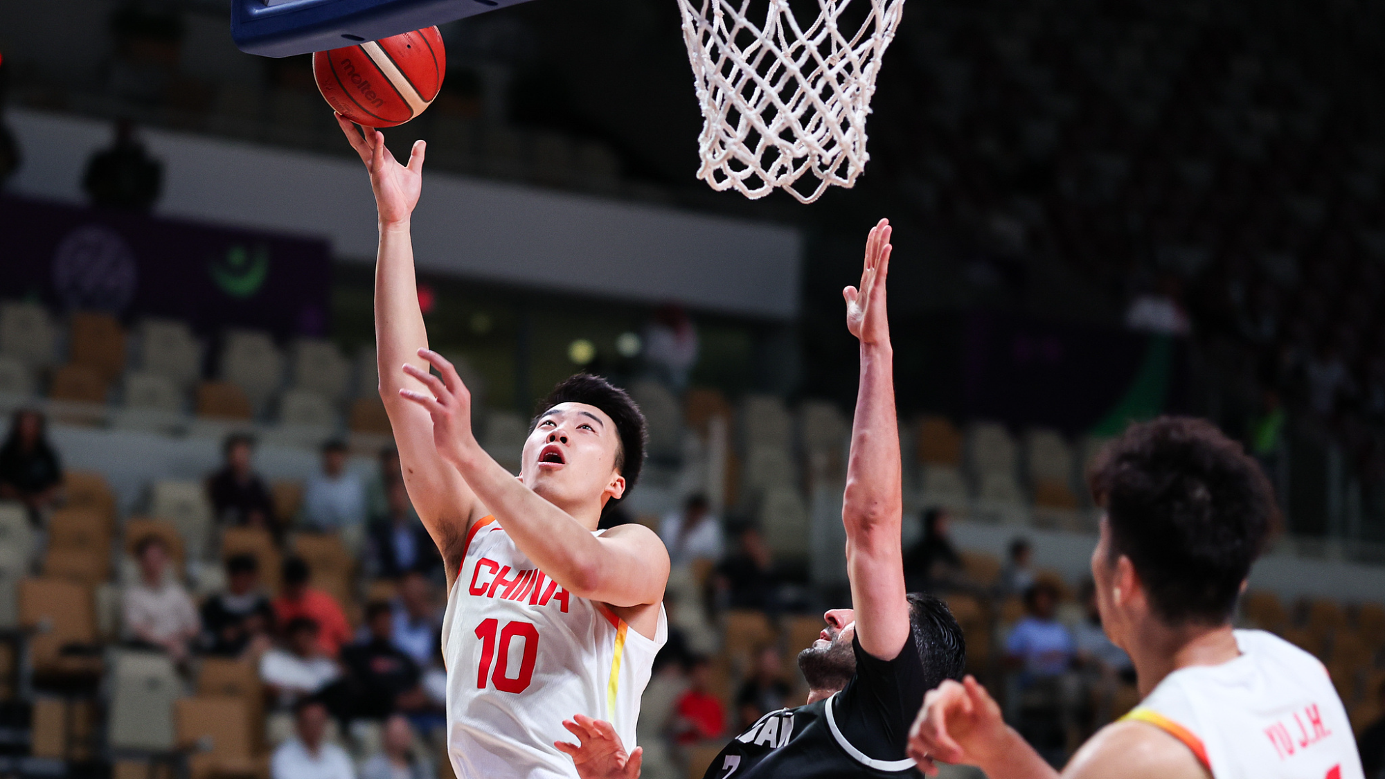 爱游戏app下载-河南男篮击败贵州队，取得胜利